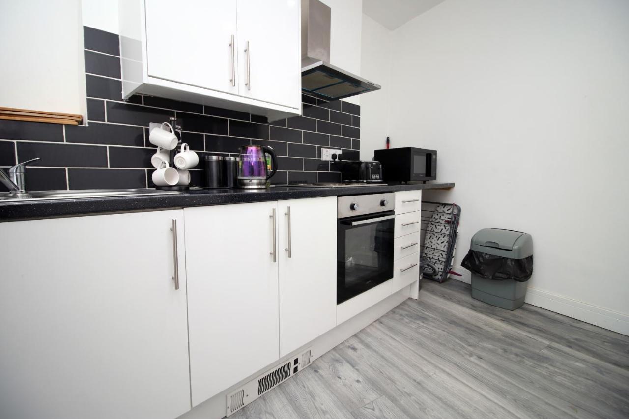 דירות Executive Style 2 Bed Flat In Bridgend F2 מראה חיצוני תמונה