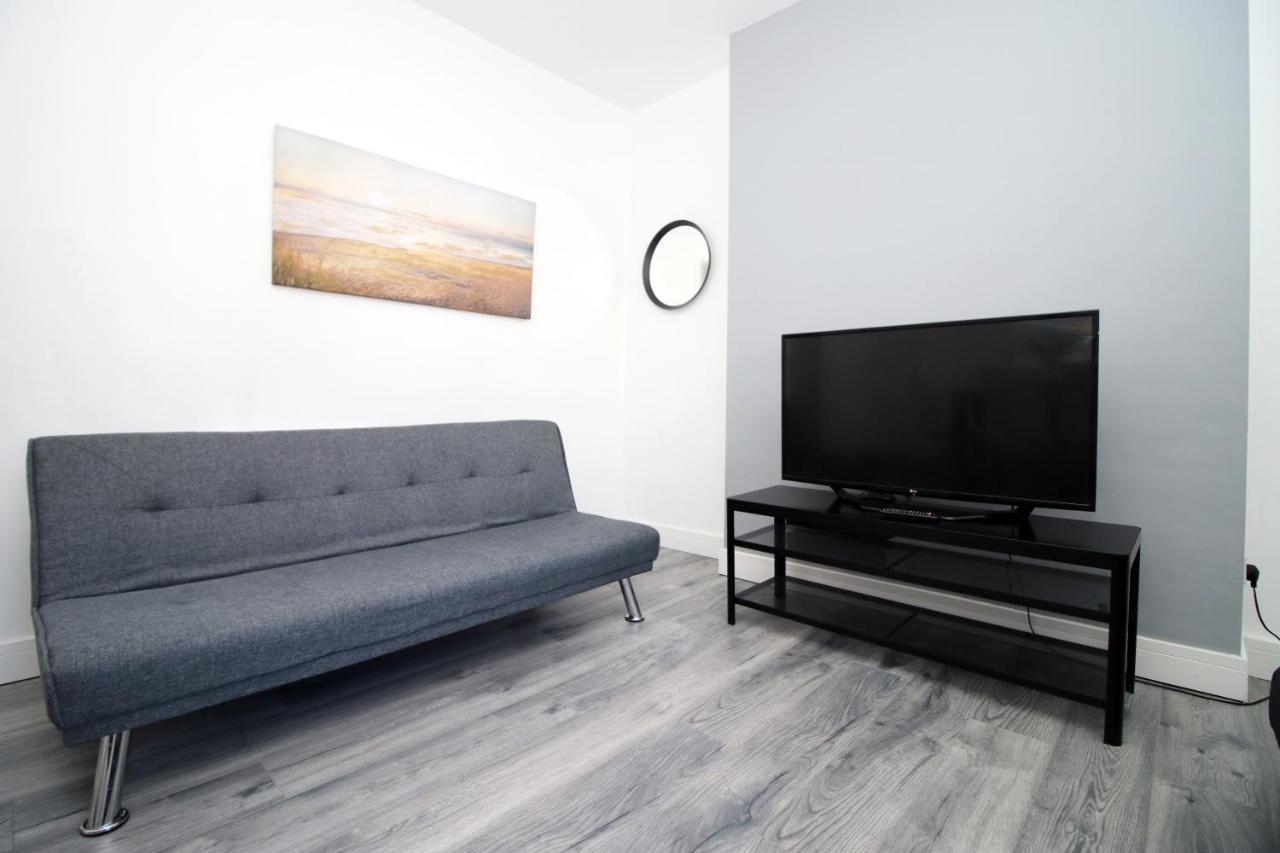 דירות Executive Style 2 Bed Flat In Bridgend F2 מראה חיצוני תמונה